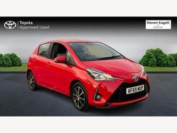 Red Used 2019 Toyota Yaris Hybrid Hatchback | £14,703 (Fair price)
