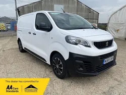 White Used 2019 Peugeot Expert Van | £6,995 (Good price)