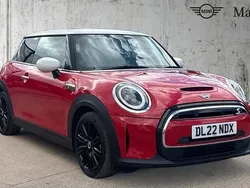 Chili red Used 2022 Mini Cooper S Level 2 Hatchback | £15,105 (Fair price)