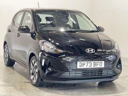 Black Used 2024 Hyundai i10 Advanced Hatchback | £12,999 (Fair price)