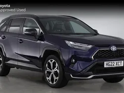 Obsidian blue bitone Used 2022 Toyota RAV4 Hybrid SUV | £31,190 (Fair price)