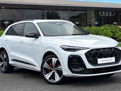 White Used 2025 Audi Q5 Advanced SUV | £53,240 (Expensive)