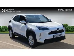 White Used 2022 Toyota Yaris Cross SUV | £18,763 (Good price)