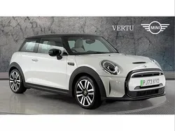 White Used 2023 Mini Cooper S Level 3 Hatchback | £17,995 (A bit pricey)