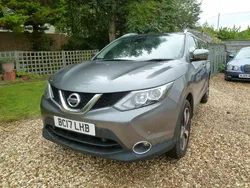Grey Used 2017 Nissan Qashqai N-Connecta SUV | £6,975 (Fair price)