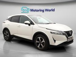 White Used 2022 Nissan Qashqai N-Connecta SUV | £19,768 (Fair price)