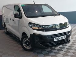 White Used 2024 Vauxhall Vivaro Van | £17,998 (Fair price)
