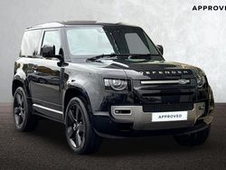 Black Used 2024 Land Rover Defender HSE Dynamic SUV | £59,990 (Super price)