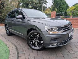 Indium grey Used 2017 VW Tiguan SE SUV | £12,475 (Fair price)