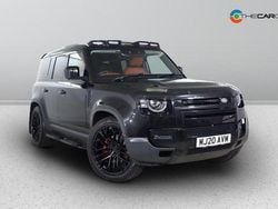 Black Used 2020 Land Rover Defender SE SUV | £49,975 (Expensive)