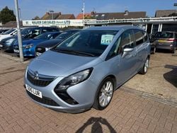 Silver Used 2015 Vauxhall Zafira SRi MPV | £5,495 (Fair price)