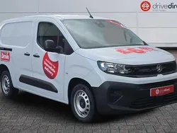 White New 2024 Vauxhall Combo S MPV | £15,900 (Super price)