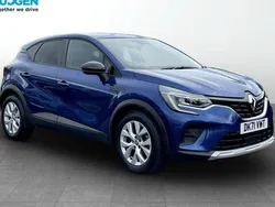 Blue Used 2021 Renault Captur Iconic SUV | £13,901 (Fair price)