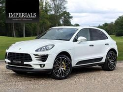 White Used 2017 Porsche Macan SUV | £27,948 (Fair price)