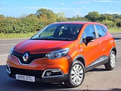 Orange Used 2015 Renault Captur Expression+ SUV | £5,250 (Good price)