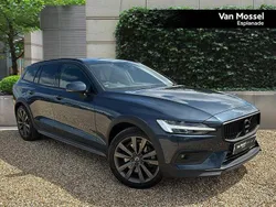Used 2020 Volvo V60 CC Plus Estate | £27,995 (Fair price)