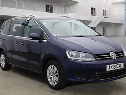 Midnight blue Used 2018 VW Sharan SE MPV | £13,975 (Fair price)