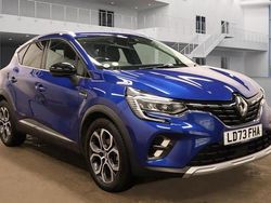 Blue Used 2023 Renault Captur Techno SUV | £17,499 (Fair price)