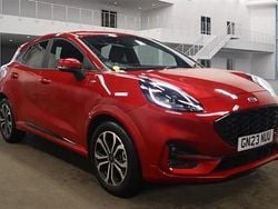 Red Used 2023 Ford Puma ST-Line SUV | £18,499 (Fair price)