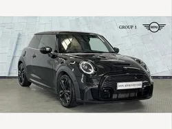 Black Used 2024 Mini Cooper S Hatch Hatchback | £26,490 (A bit pricey)