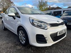 White Used 2015 Kia Rio Hatchback | £3,490 (Good price)