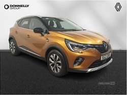 Orange/black Used 2020 Renault Captur Version S SUV | £10,385 (Fair price)