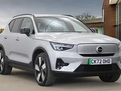 Used 2023 Volvo XC40 Plus SUV | £25,990 (Good price)