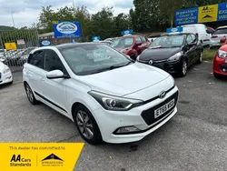 White Used 2016 Hyundai i20 Premium SE Hatchback | £5,415 (Fair price)