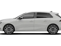 New 2025 Vauxhall Astra Hatchback | £29,514