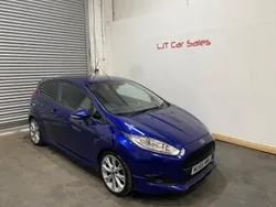Blue Used 2015 Ford Fiesta Zetec Hatchback | £5,499 (Fair price)