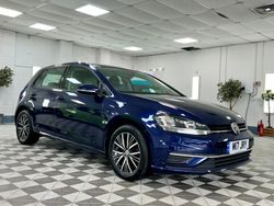 Blue Used 2017 VW Golf VII SE Hatchback | £9,991 (Fair price)