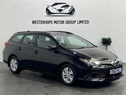 Black Used 2021 Toyota Auris Active Estate | £7,950 (Fair price)
