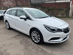 White Used 2016 Vauxhall Astra Estate | £4,290 (Fair price)