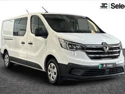 White Used 2024 Renault Trafic Van | £22,600 (Expensive)