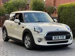 White Used 2016 Mini ONE Hatch Hatchback | £6,950 (Good price)