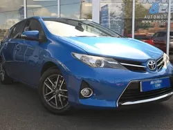 Blue Used 2014 Toyota Auris Plus Hatchback | £7,800 (Fair price)