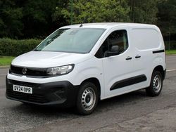 White Used 2024 Vauxhall Combo S MPV | £12,995 (Good price)