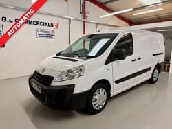 White Used 2016 Peugeot Expert Van | £9,999