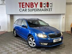 Blue Used 2017 Skoda Octavia SE Estate | £9,795 (Fair price)