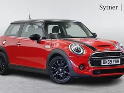 Red Used 2019 Mini Cooper S Classic Hatchback | £14,750 (Fair price)