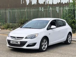 White Used 2013 Vauxhall Astra Hatchback | £2,950 (Super price)