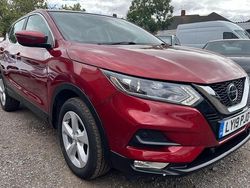 Red Used 2019 Nissan Qashqai Acenta Premium SUV | £10,495 (Super price)