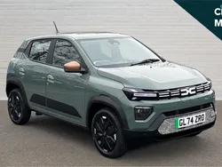 Green New 2024 Dacia Spring Extreme Hatchback | £11,287 (Good price)