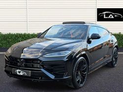 Black New 2025 Lamborghini Urus SUV | £289,995 (Expensive)