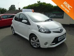 White Used 2013 Toyota Aygo Hatchback | £3,899 (Good price)