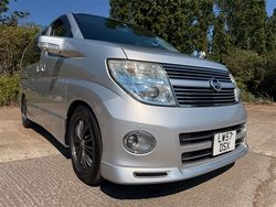 Silver Used 2007 Nissan Elgrand MPV | £9,995 (Fair price)