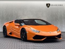 Arancio borealis Used 2016 Lamborghini Huracán Cabriolet | £149,950 (Fair price)