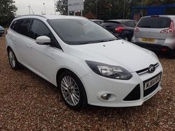 White Used 2014 Ford Focus Zetec Estate | £3,995 (Fair price)