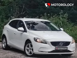 White Used 2015 Volvo V40 Estate | £7,150 (Good price)