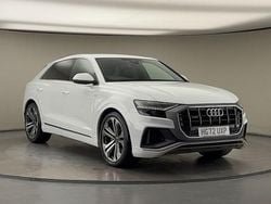 Glacier white metallic/glacier white metallic Used 2022 Audi Q8 S-Line SUV | £40,000 (Good price)